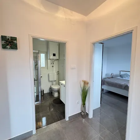 Anka - By The Sea * Kali