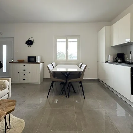 Anka - By The Sea Appartement Kali